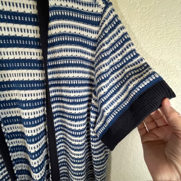 Lane Bryant Plus Size Blue & White Open Weave Short Sleeve Cardigan- Size 26/28 - Picture 2 of 8